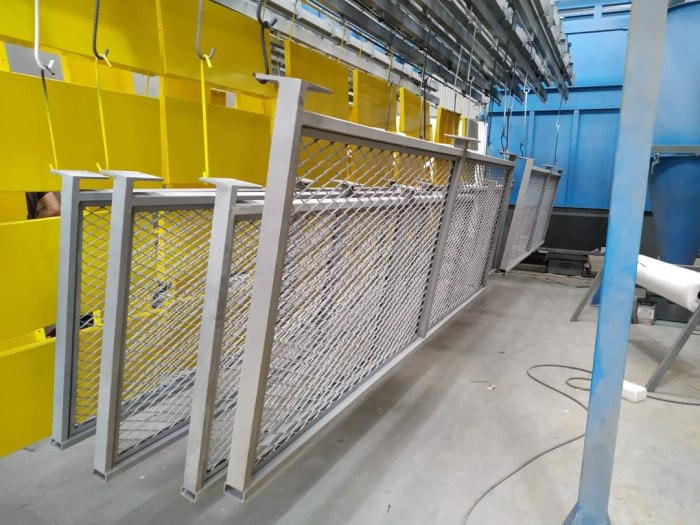 GRADEAMENTO EM
FERRO /
ORLY - FRANÇA